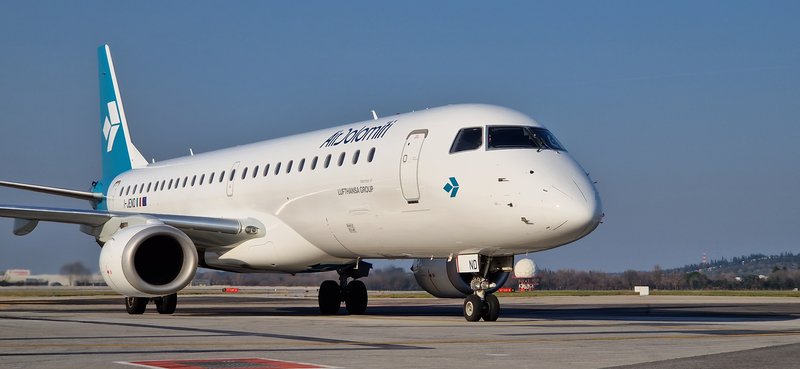 E190 AirDolomiti_Trieste Airport